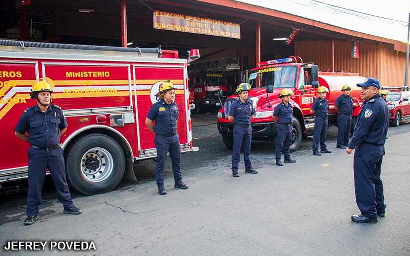 BOMBEROS